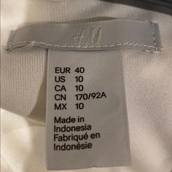 Dress - Picture 2 of 3